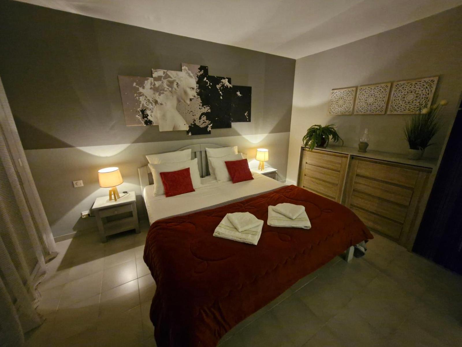 La Demeure Des Cedres & Spa, Suites & Loft Premium (Adults Only) アグド エクステリア 写真